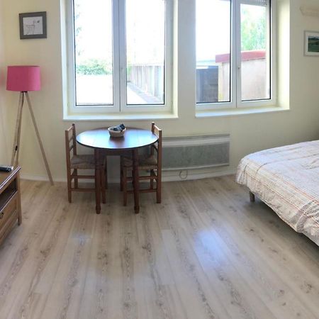 Le Comtois, Studio Au Calme Proche De La Gare Besançon Exteriér fotografie